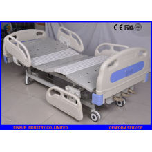 China Suministro de lujo ABS Guardrail Manual de 3 funciones de camas de hospital ajustable